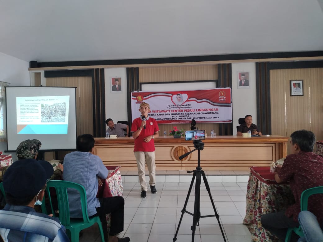 Arief Amarudin Menjadi Pemateri Program Pengolahan Sampah Se-Kecamatan Ciawigebang