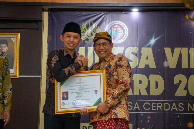 Keren, Pemdes Kertayasa Raih Penghargaan Desa Cerdas Nasional