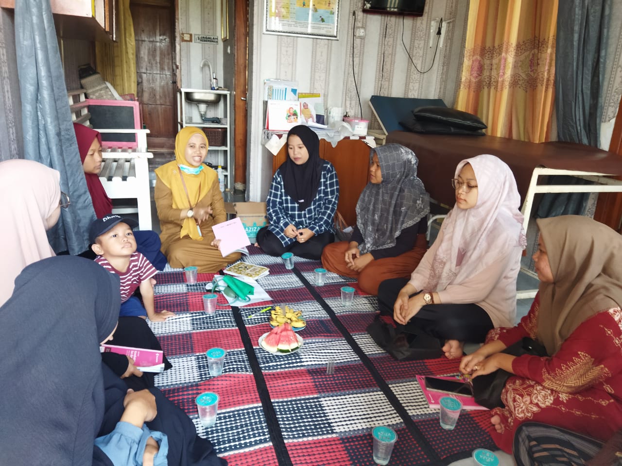 Kelas Ibu Hamil Desa Kertayasa: Upaya Preventif Cegah Risiko Kek dan Kelahiran Bermasalah