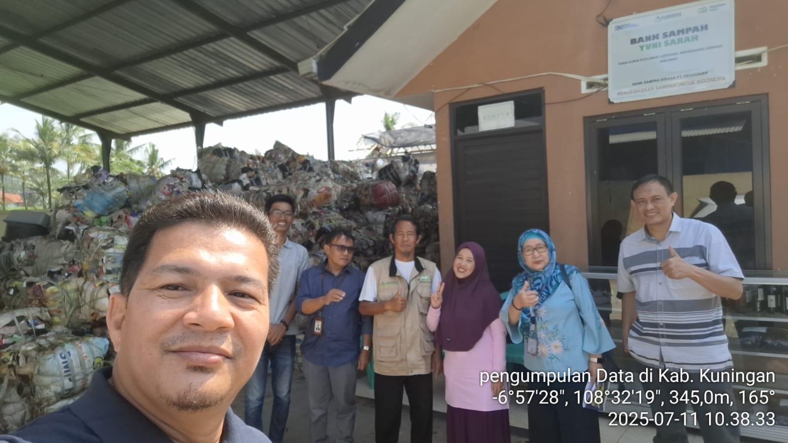 BRIN Kunjungi TPS 3R/Bank Sampah Yuni Sarah Desa Kertayasa